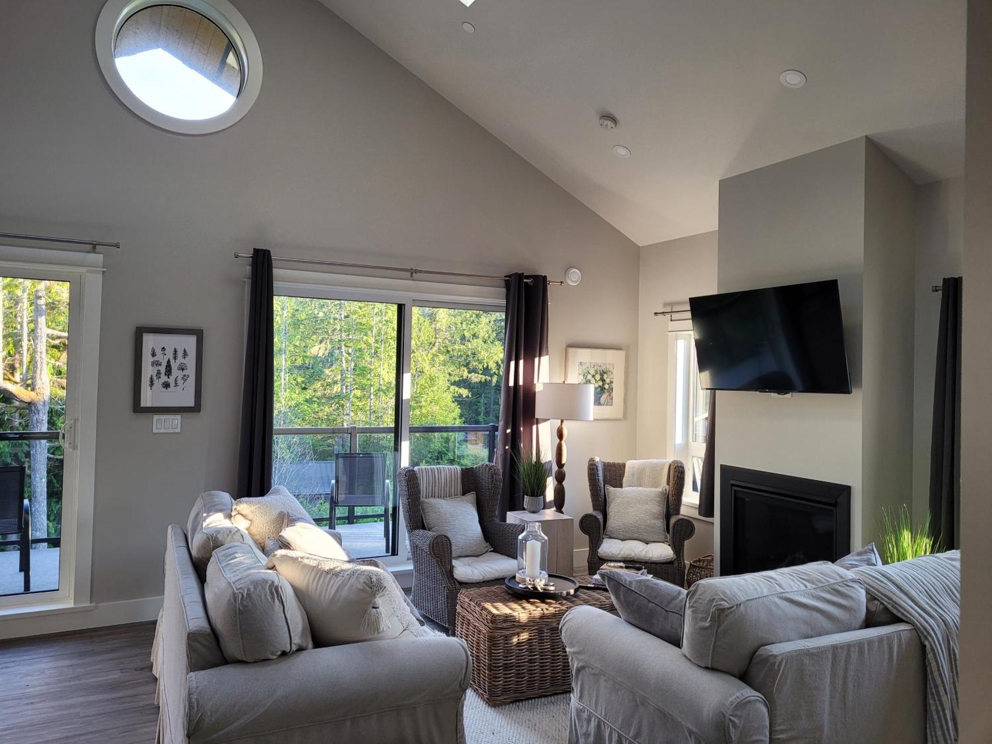 Wild Coast Wilderness Resort Port Renfrew Esterno foto