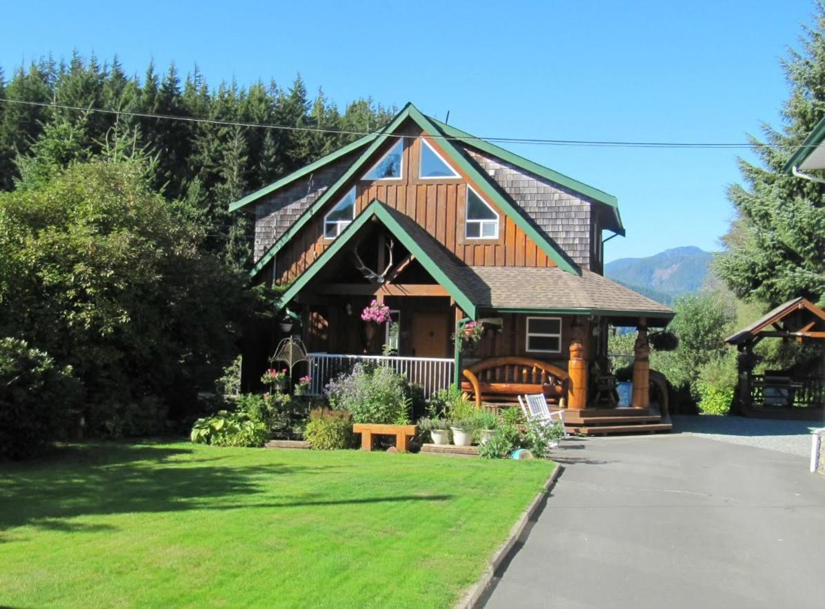 Wild Coast Wilderness Resort Port Renfrew Esterno foto