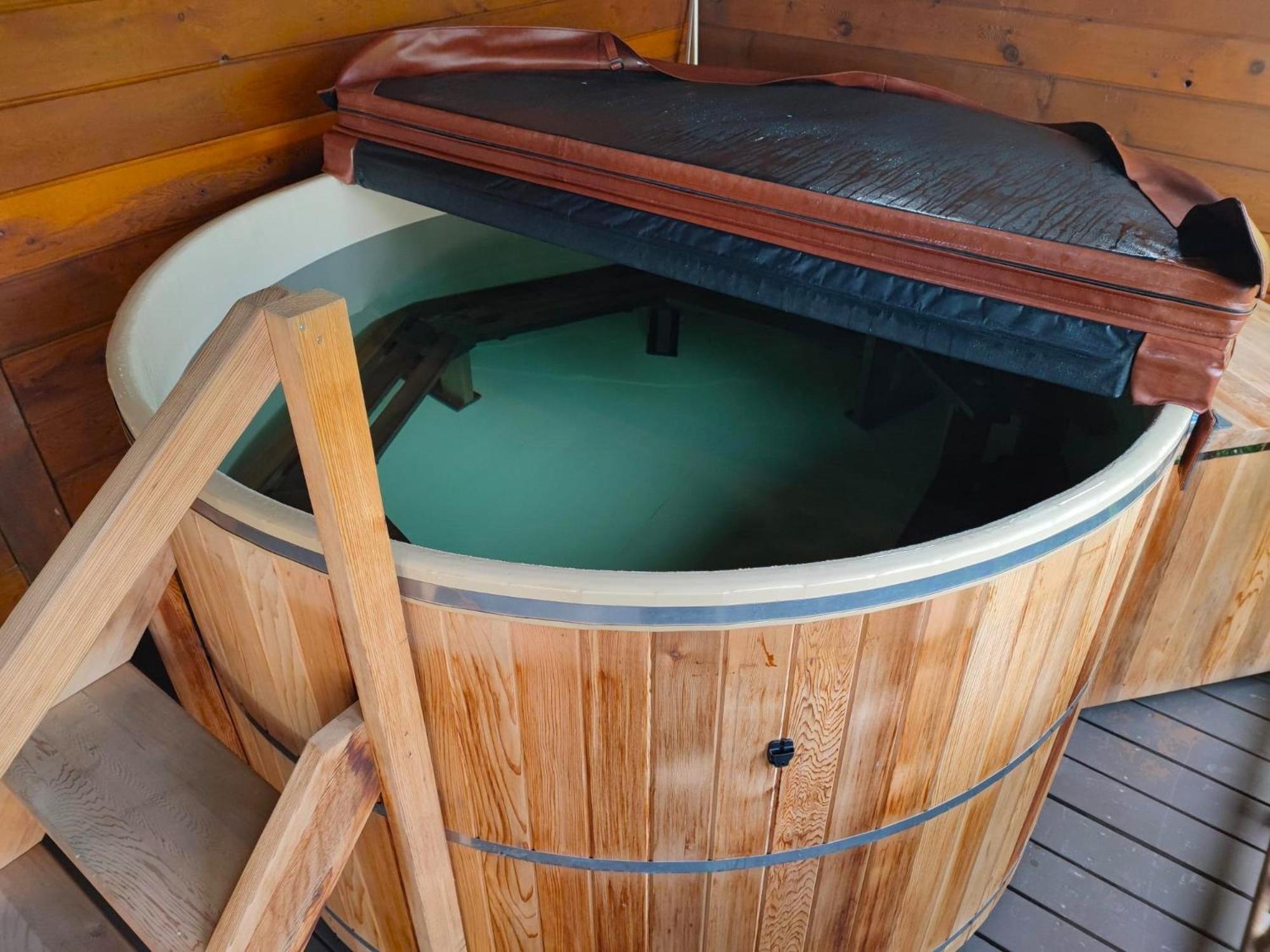 Wild Coast Wilderness Resort Port Renfrew Esterno foto
